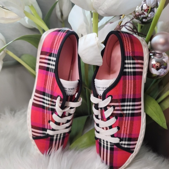 Kate Spade Vale Women SneakersSize8.5 new - Picture 1 of 7